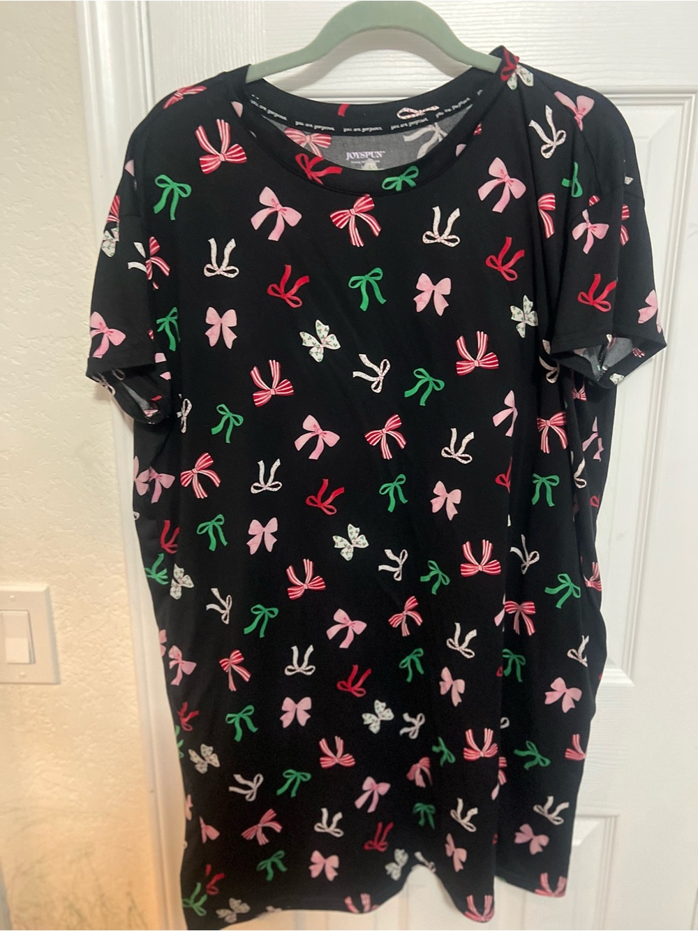 NWOT Black Bow Print Night Gown